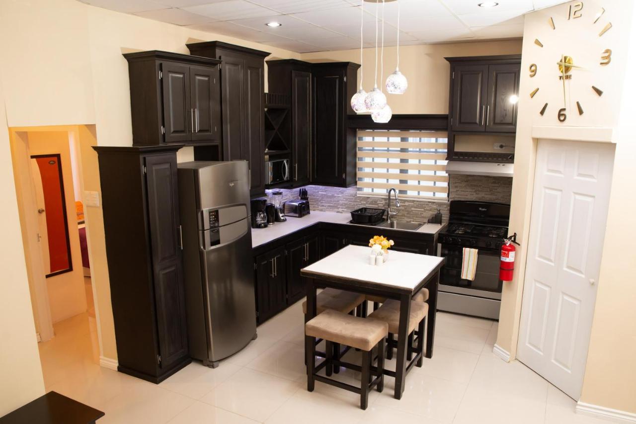 Stacys Place #2 2 Bedroom Apartment 포트오브스페인 외부 사진